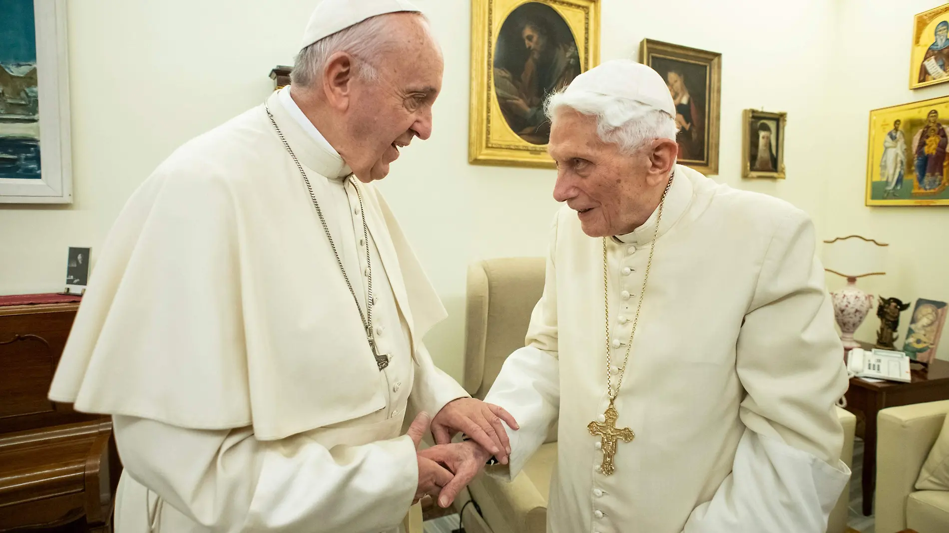 Papa francisco y Benedicto XVI